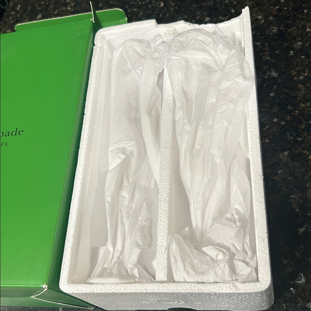 KATE SPADE for Lenox Champagne Flutes Pair “Grace Avenue” - Picture 6 of 10